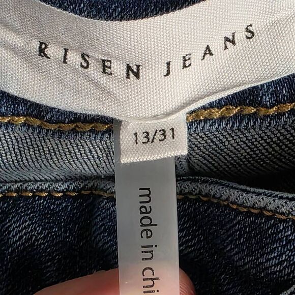 RISEN Jeans Women’s Size 13/31 Straight Leg Denim - Picture 4 of 9